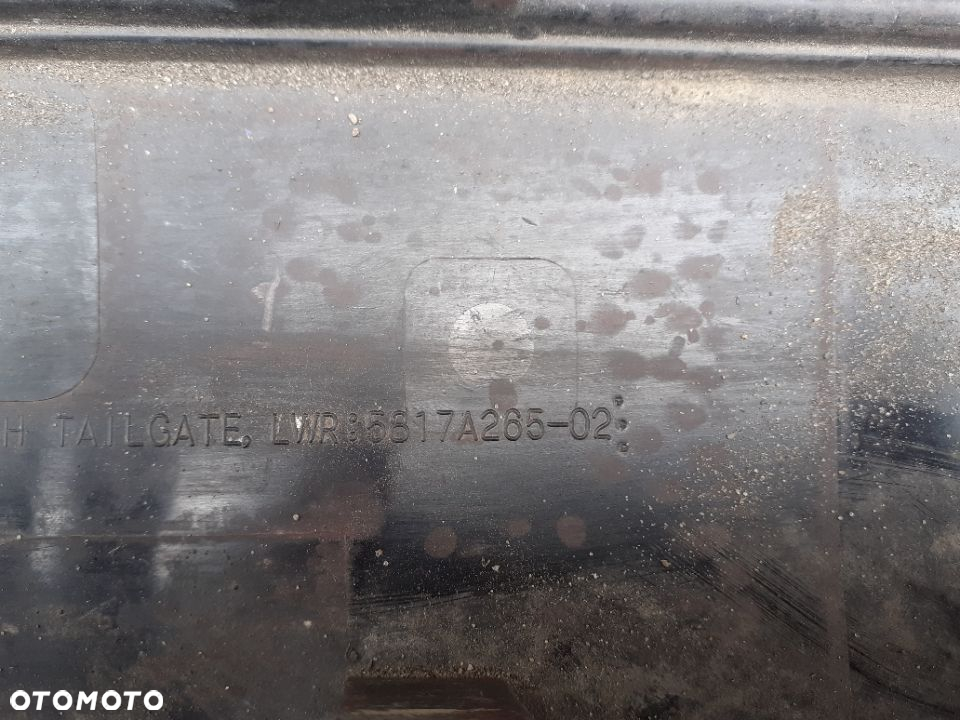 LISTWA BLENDA KLAPY MITSUBISHI OUTLANDER III 2015-> 5817a265-02 - 7