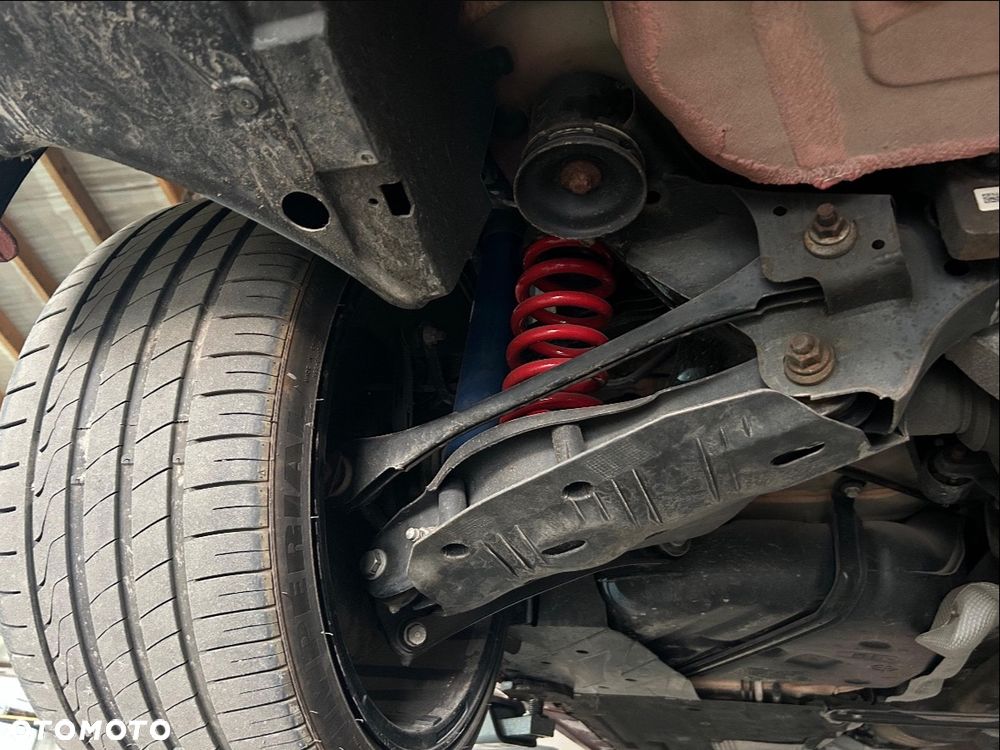 BMW Seria 3 328i - 18