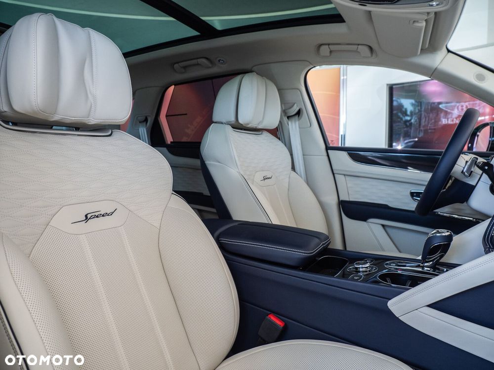 Bentley Bentayga - 16