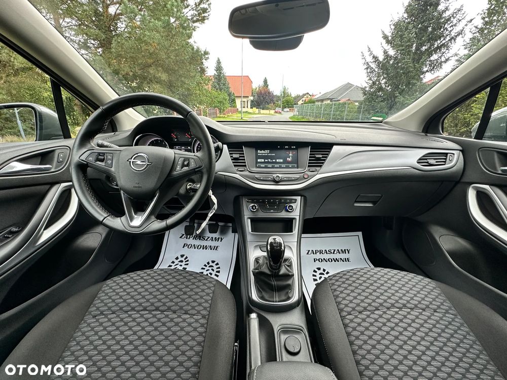 Opel Astra 1.6 Turbo Start/Stop ON - 26