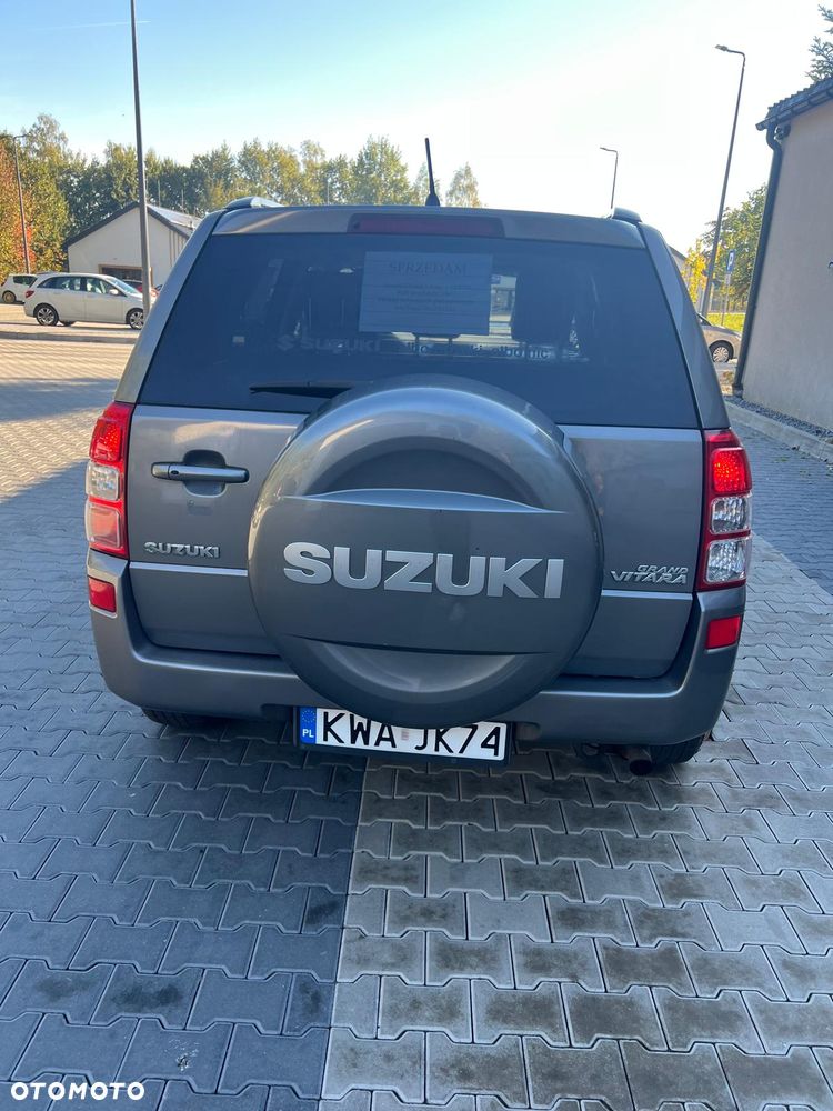Suzuki Grand Vitara - 12