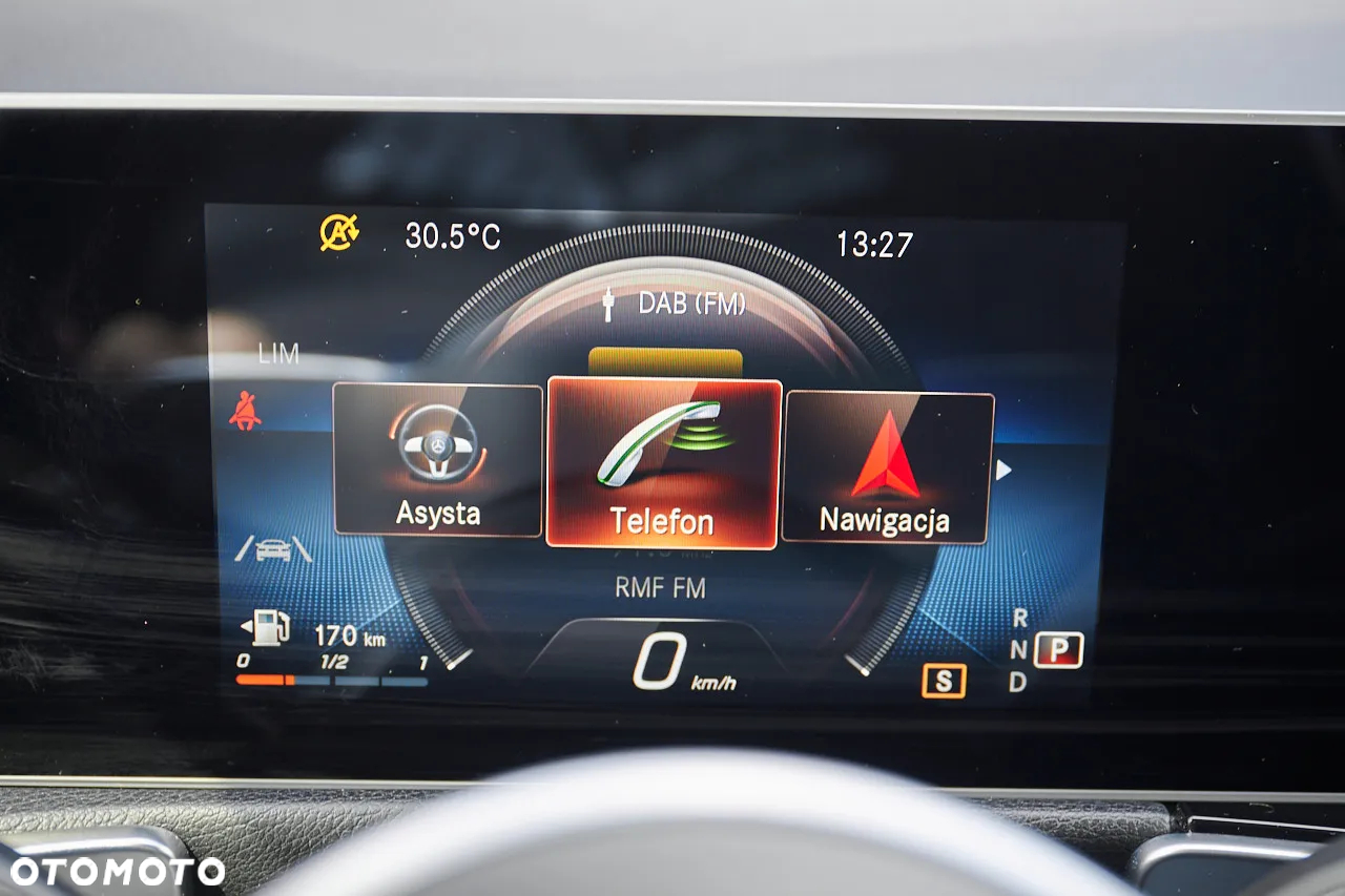 Mercedes-Benz GLB 200 d Progressive 8G-DCT - 35