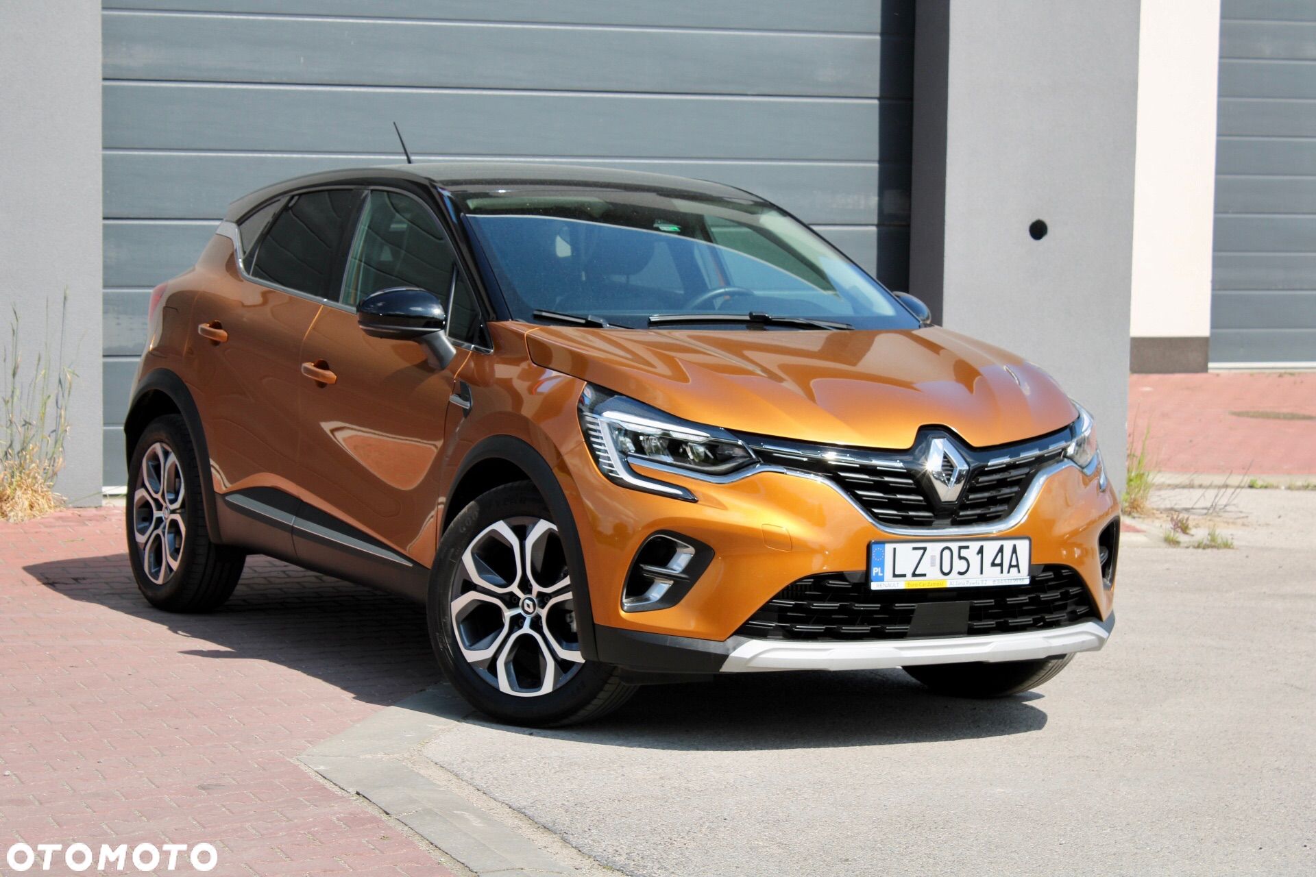 Renault Captur TCe 100 INTENS - 1