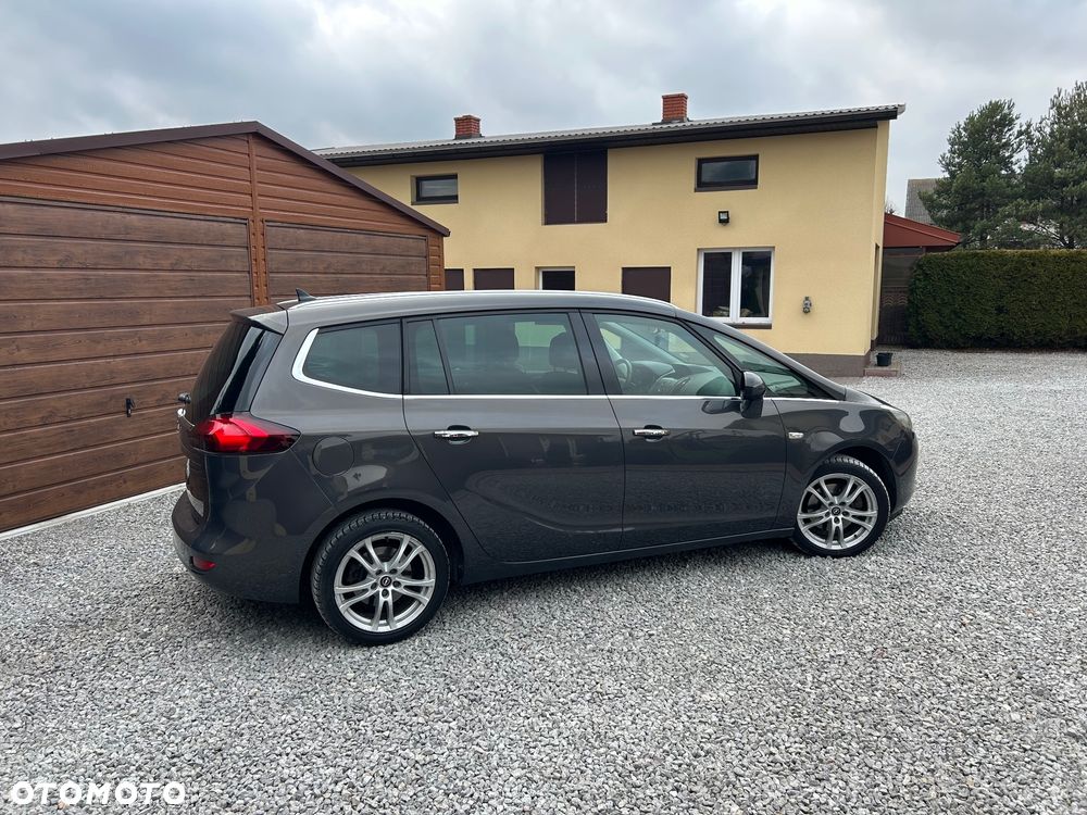 Opel Zafira - 14