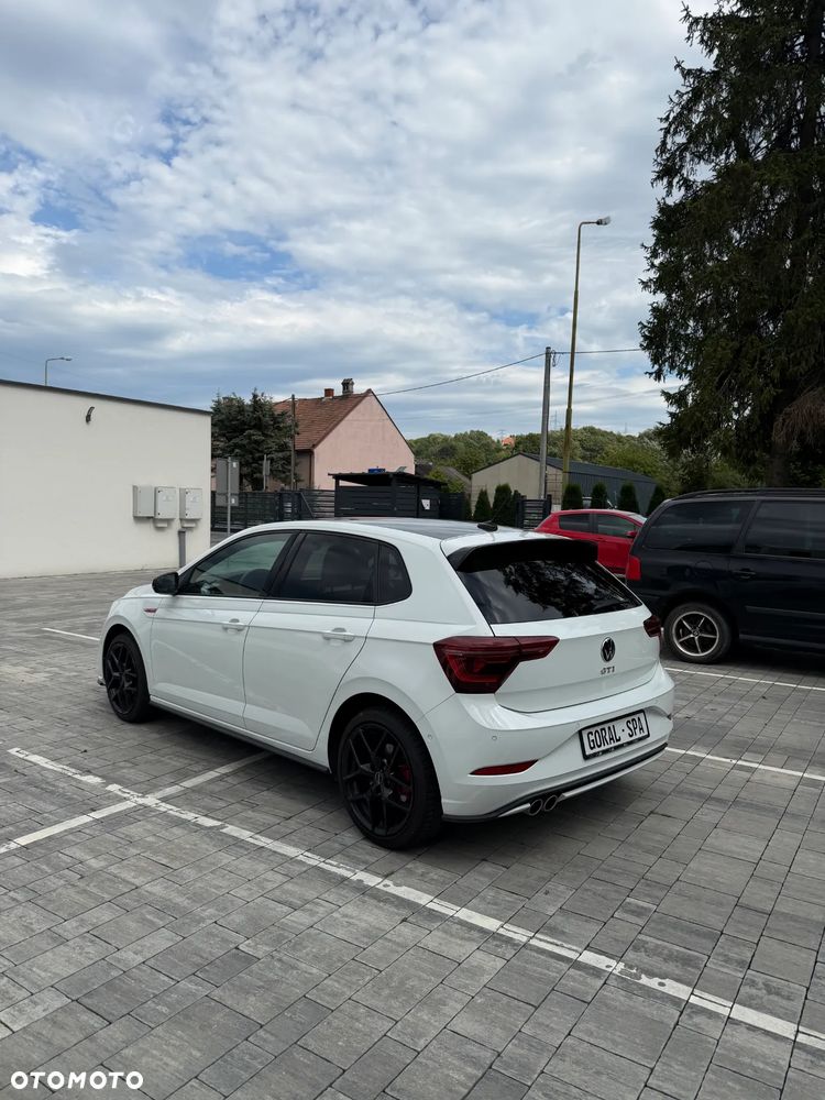 Volkswagen Polo - 6