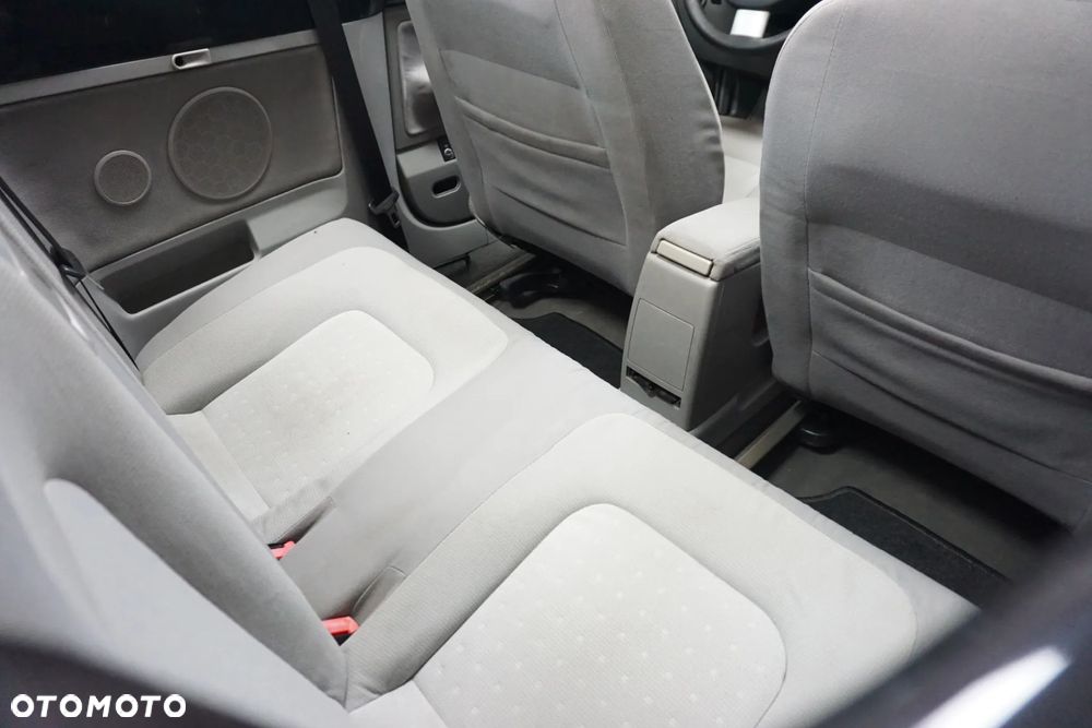 Volkswagen New Beetle 1.9 TDI DPF United - 22