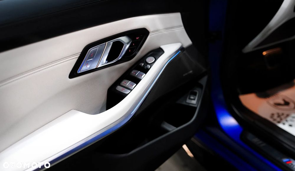 BMW M3 M Competition xDrive sport - 9