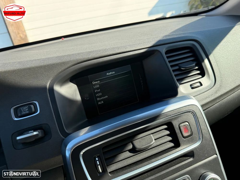 Volvo V60 1.6 D2 Momentum Eco - 22