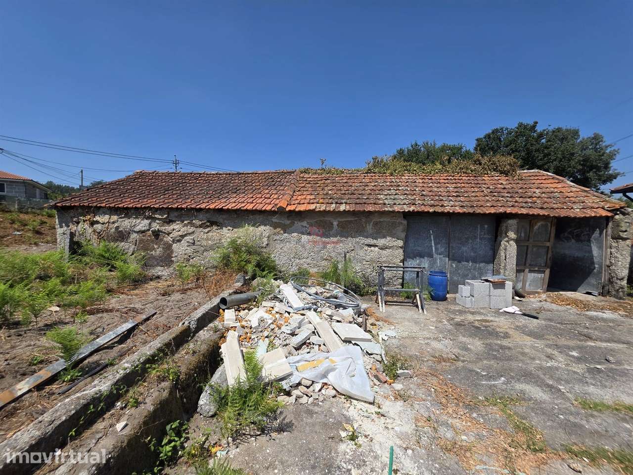 Moradia para Restauro Total em Lordelo, Guimarães - Grande imagem: 5/18