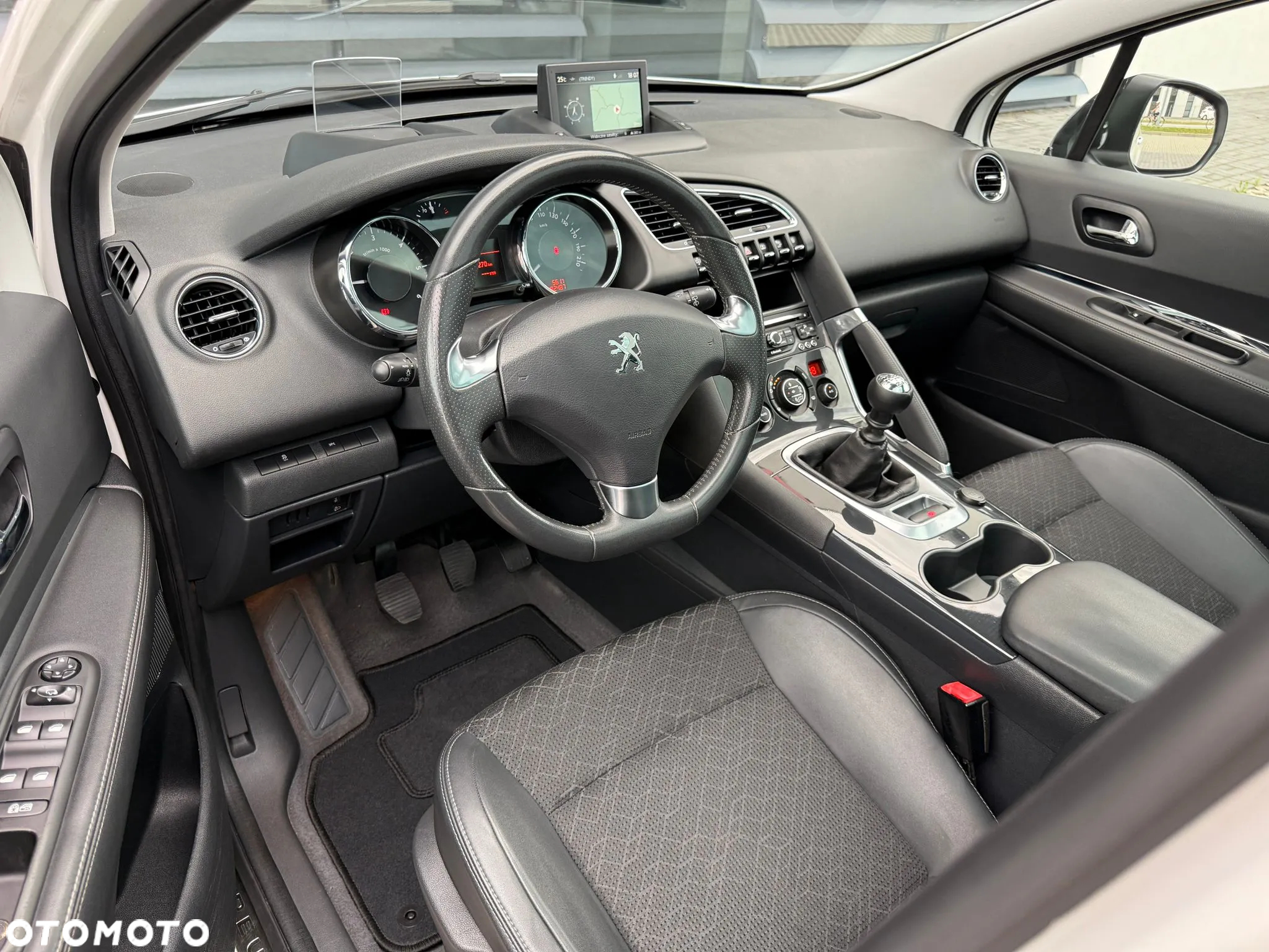 Peugeot 3008 HDi FAP 115 Roland Garros - 19