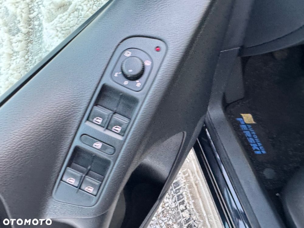 Volkswagen Tiguan 1.4 TSI BlueMotion Technology Life - 26