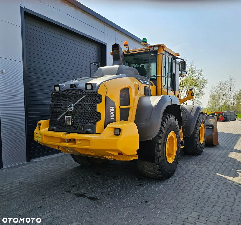 Volvo L 120 H - 3