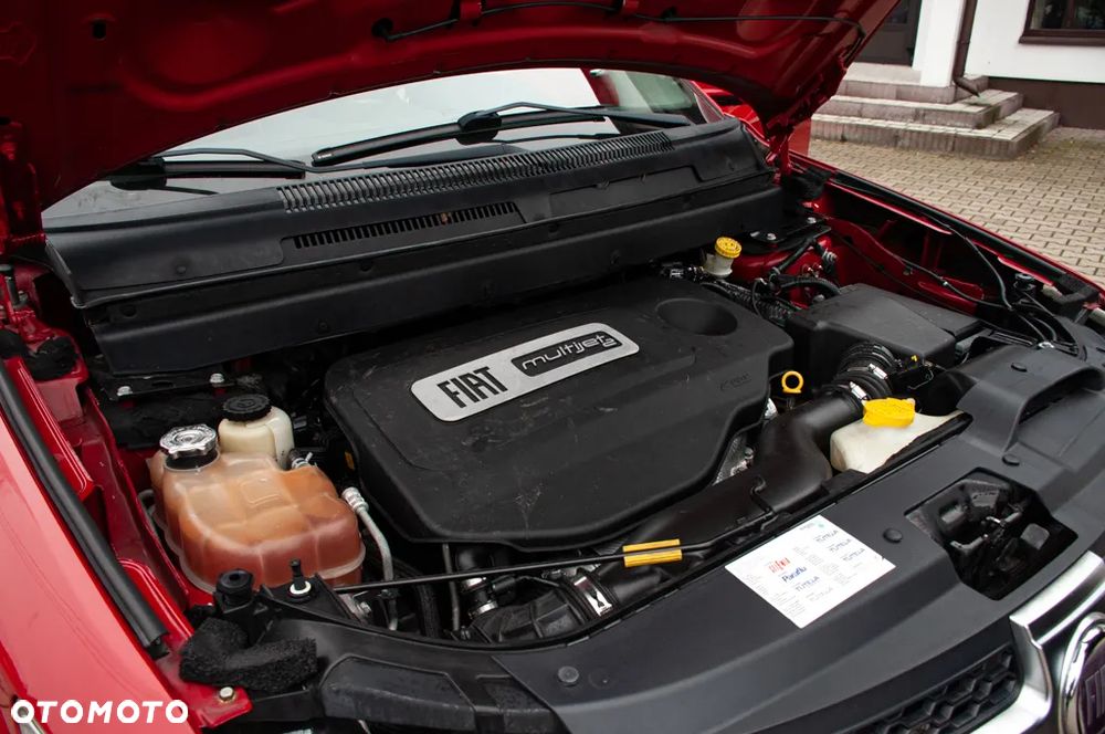 Fiat Freemont 2.0 Multijet 16V DPF Automatik Allrad Black Code - 19