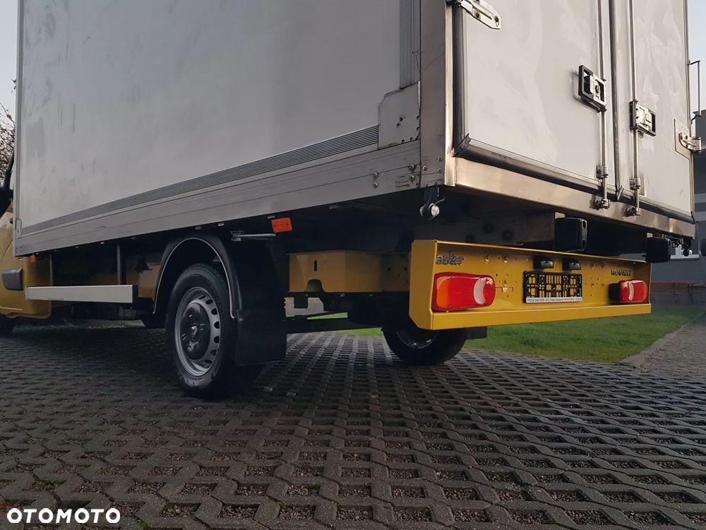 Renault MASTER KONTENER 8EP 4,21x2,23x2,22 KLIMA MANUAL KRAJOWY 6-BIEGÓW - 31
