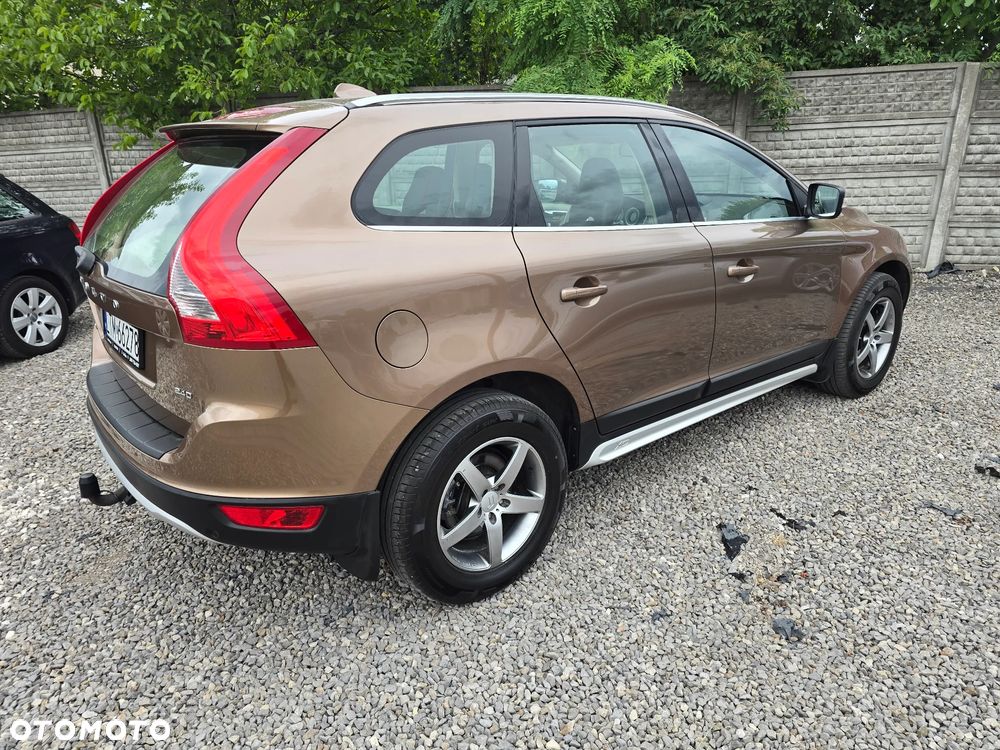 Volvo XC 60 2.4D Kinetic - 19