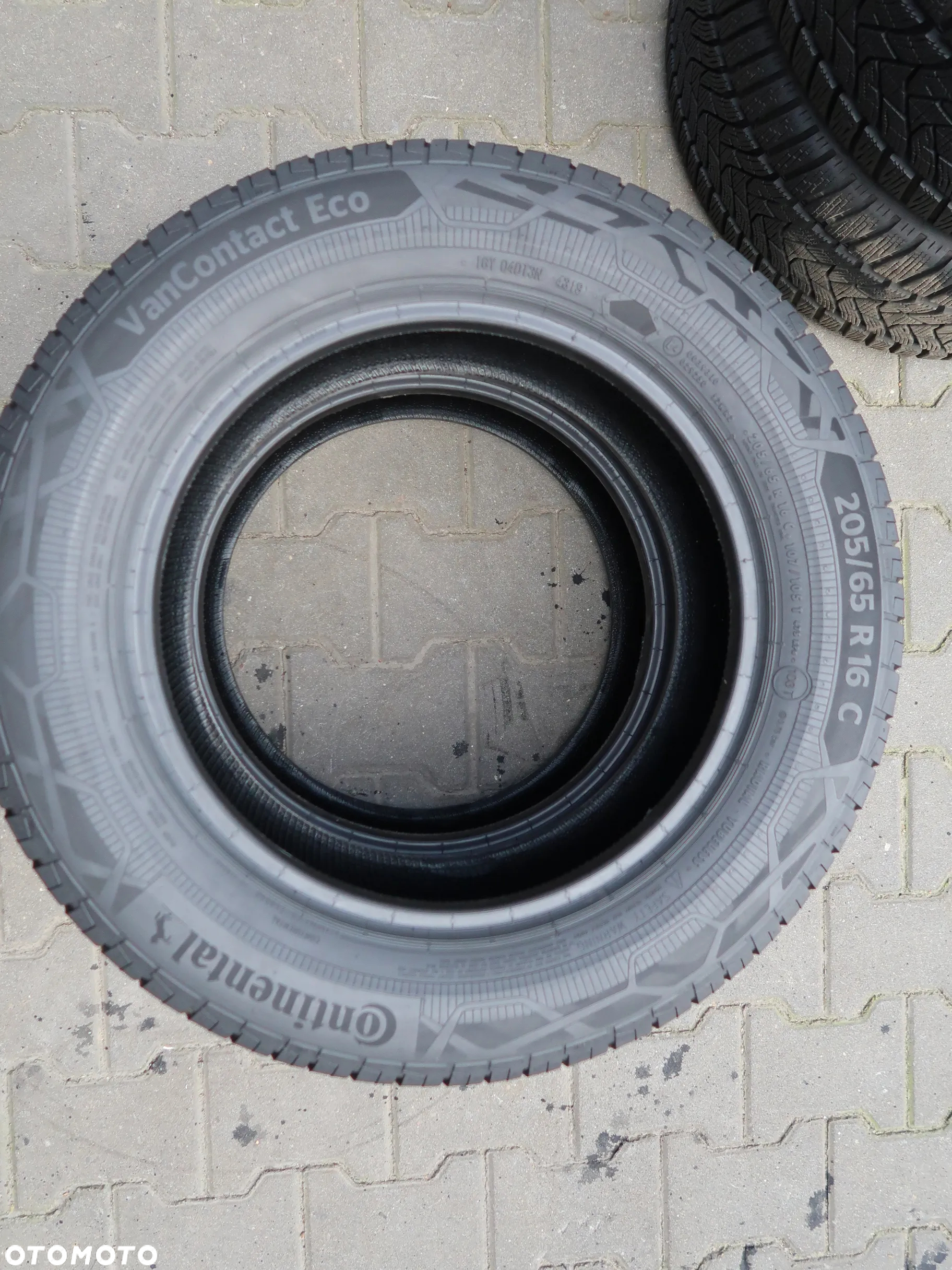 OPONY LETNIE CONTINENTAL 205/60R16C 2SZT - 9