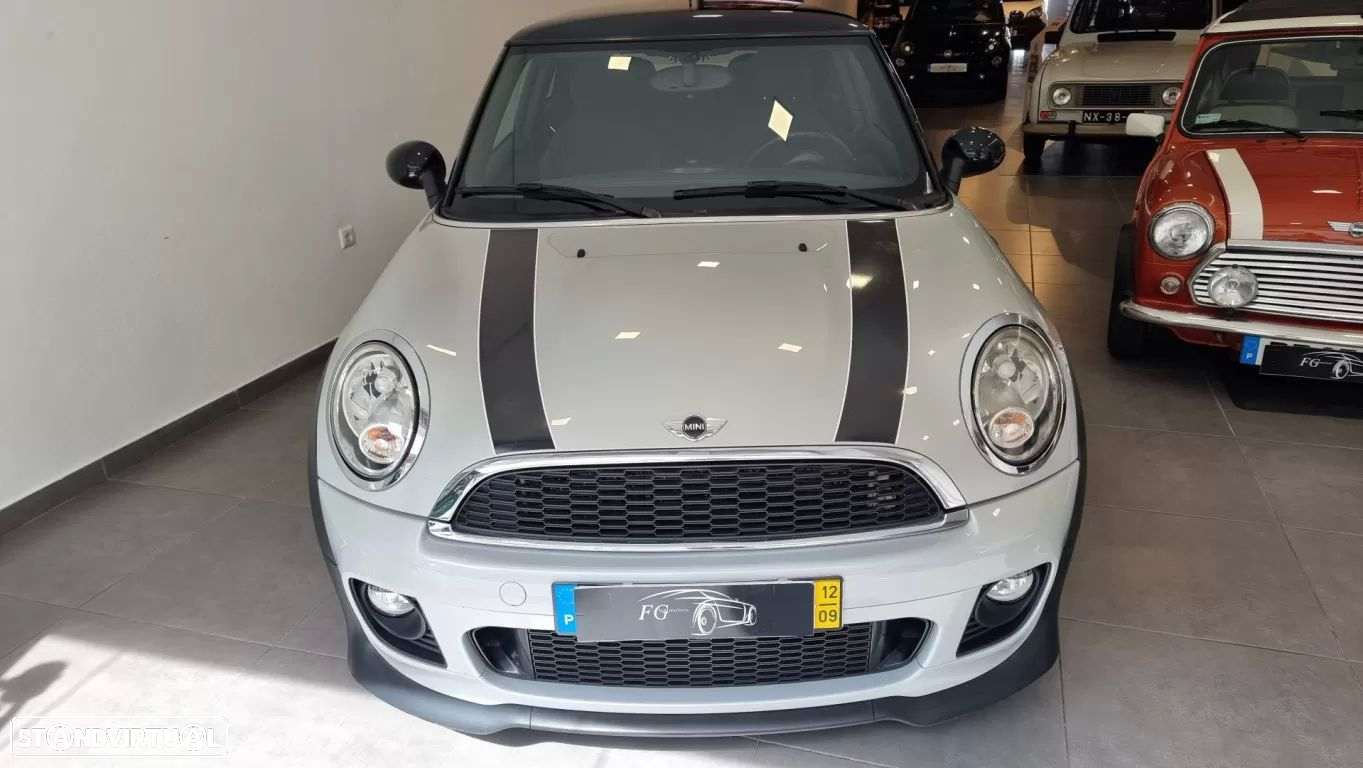 MINI 3 Portas Cooper D - 3