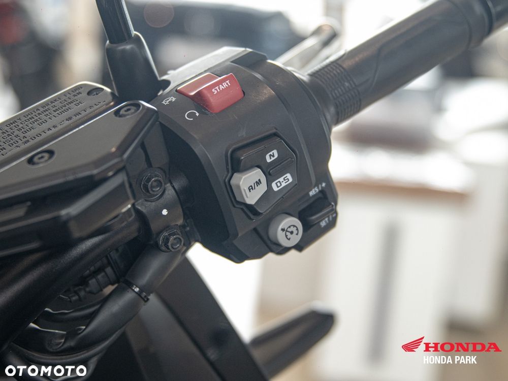 Honda NT - 18
