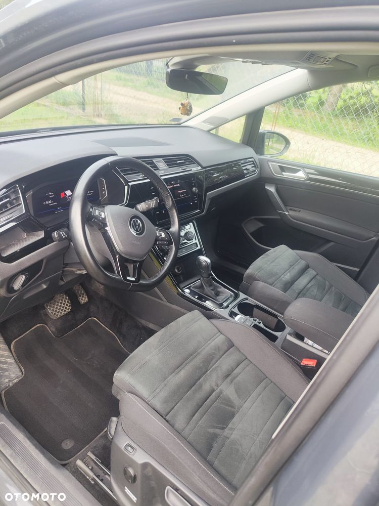 Volkswagen Touran 1.5 TSI EVO Highline DSG - 23