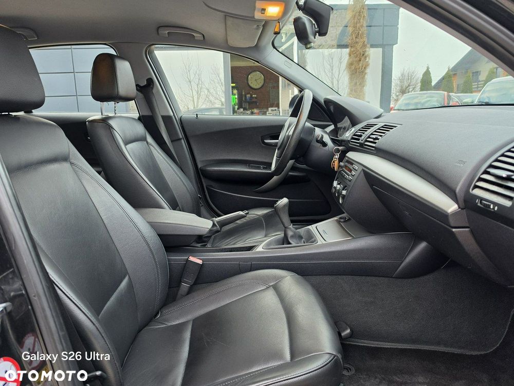 BMW Seria 1 116i - 33