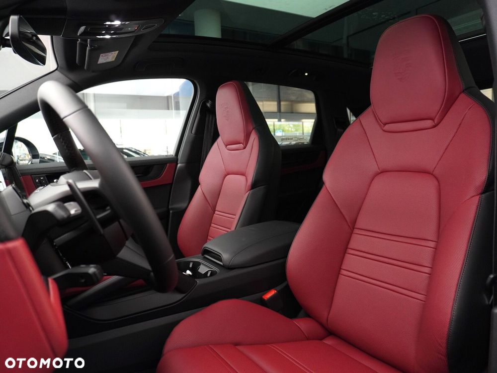 Porsche Cayenne E-Hybrid PHEV Black Edition - 30