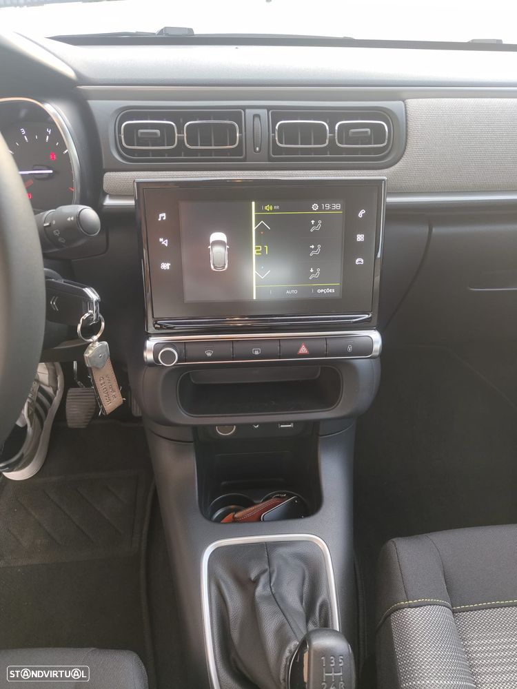 Citroën C3 1.2 PureTech Attraction - 12