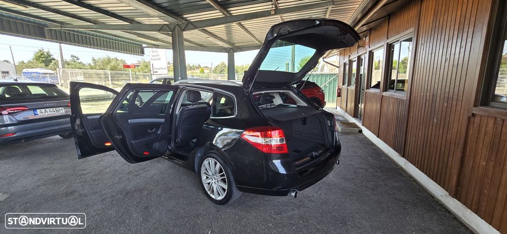 Renault Laguna Break 2.0 dCi GT - 35