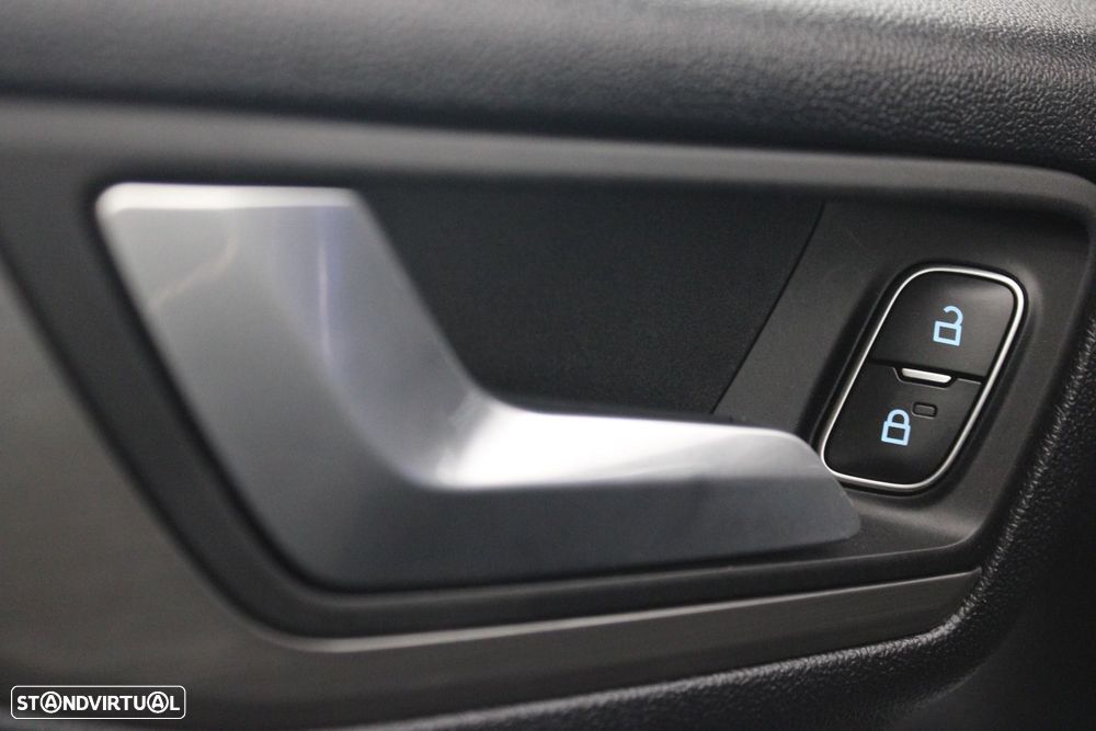 Ford Kuga 1.5 TDCi EcoBlue Titanium Aut. - 32