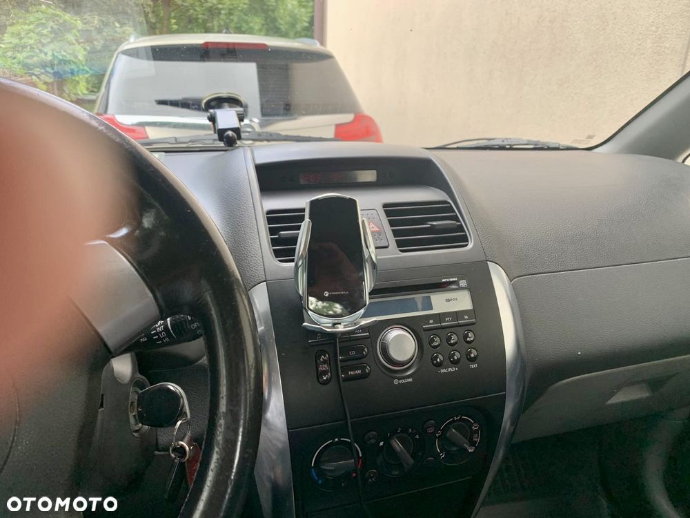 Suzuki SX4 1.6 DDiS Comfort - 6