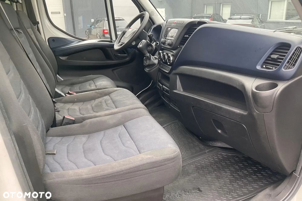 Iveco DAILY - 22