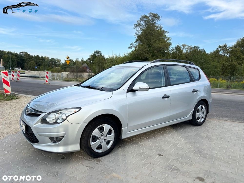 Hyundai i30 1.6 CRDi Comfort EU5 - 10