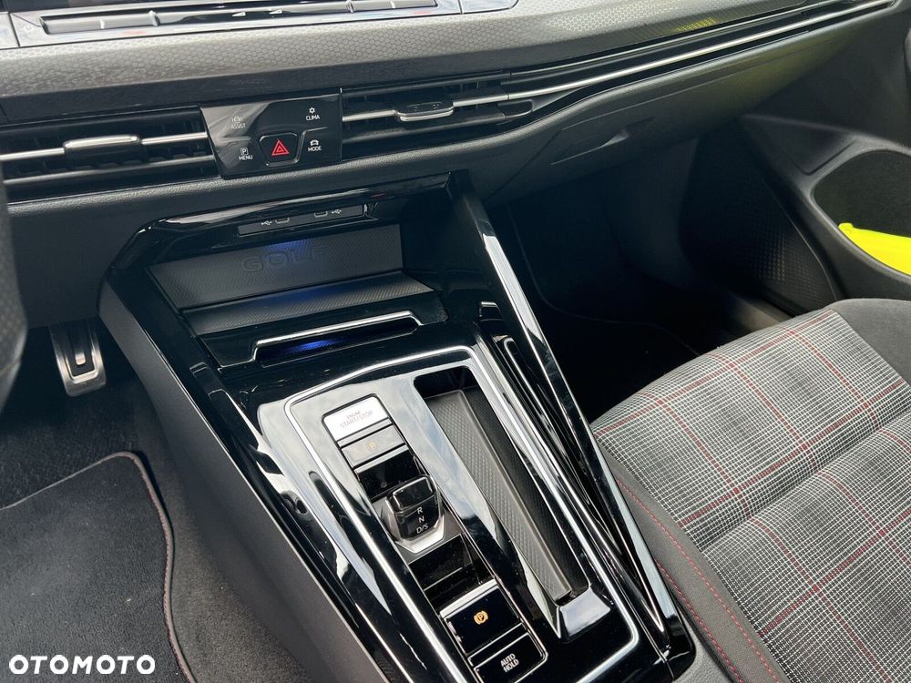 Volkswagen Golf 2.0 TSI GTI DSG - 24