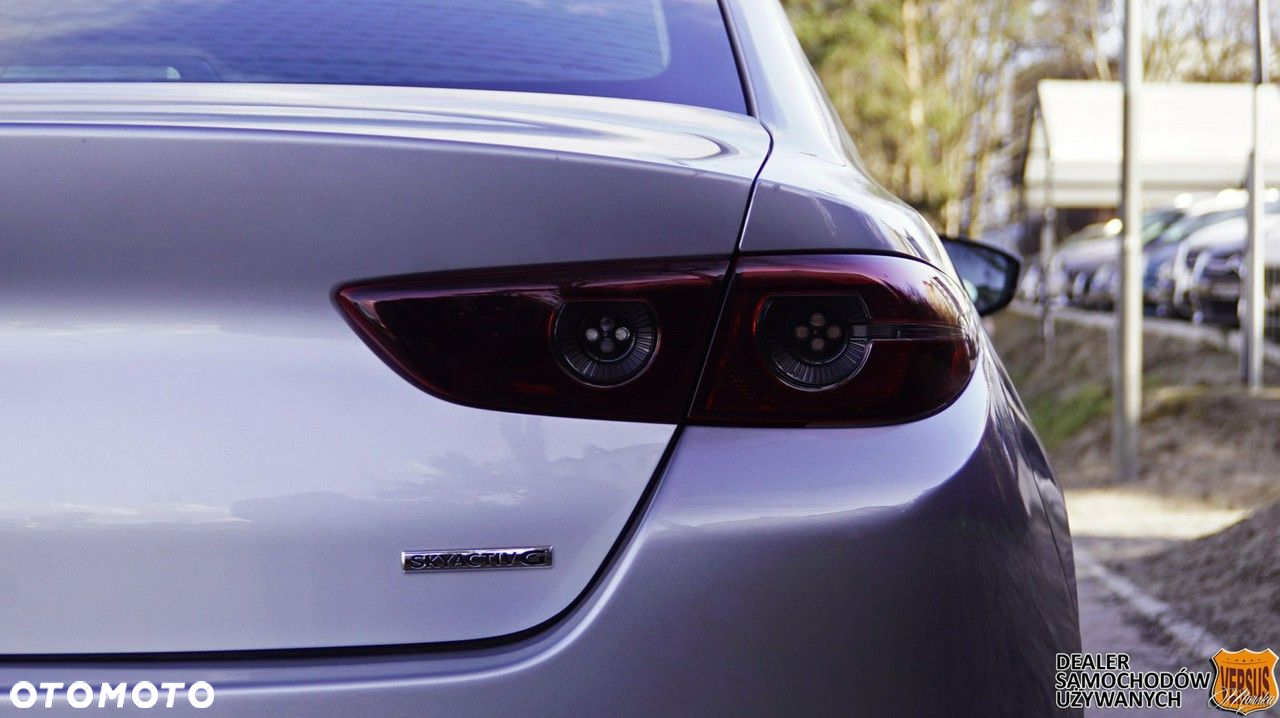Mazda 3 - 8