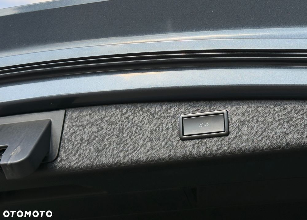 Seat Leon 1.5 eTSI OPF DSG FR Black Edition - 22