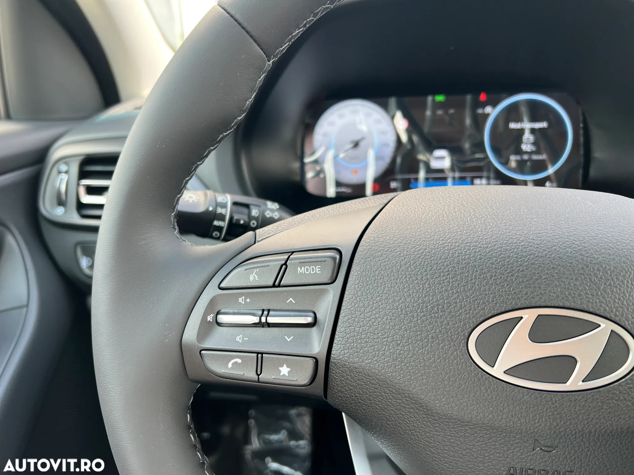 Hyundai i30 1.5 96CP M/T Highway - 31