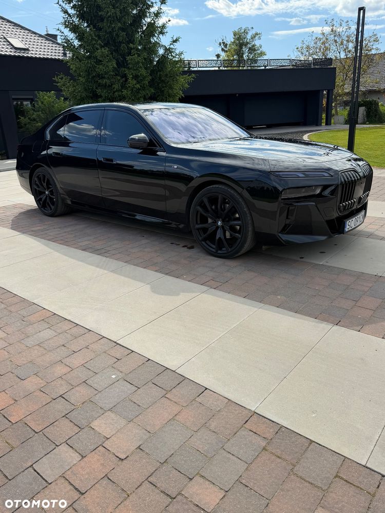 BMW Seria 7 740d xDrive mHEV Individual Edition sport - 1