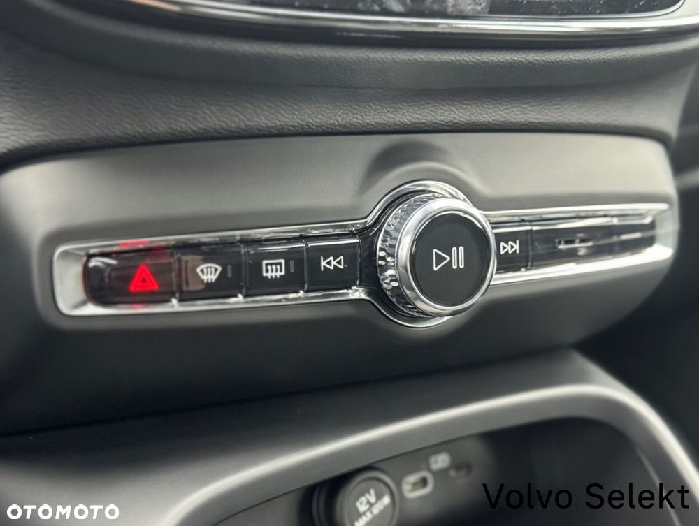 Volvo XC 40 - 21