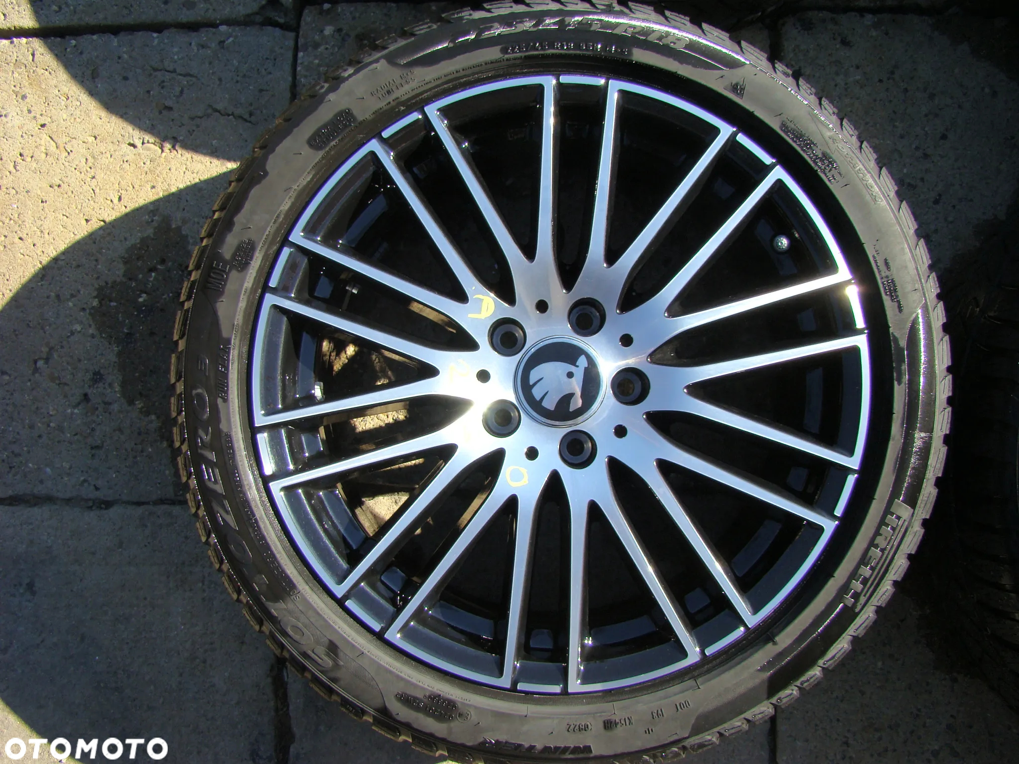 a260 5x112 Skoda Octavia Superb Yeti 7,5jx18 et40 opony zima 225/45 - 2