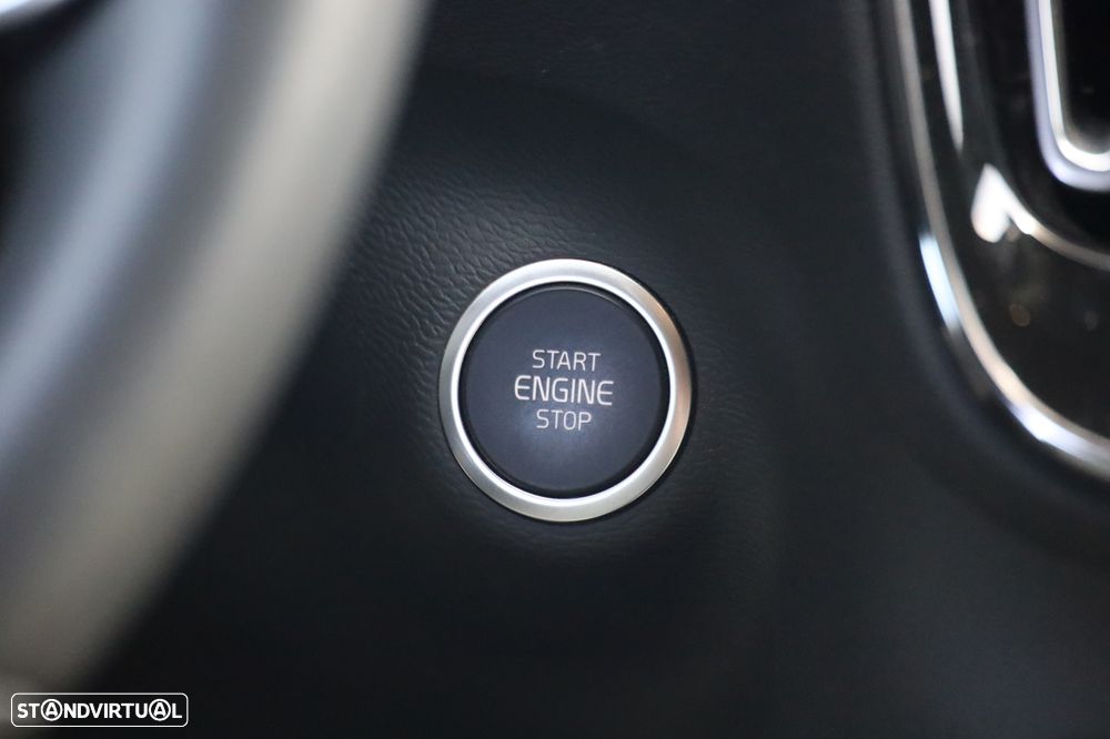 Volvo XC 40 1.5 T5 PHEV R-Design Expression - 22
