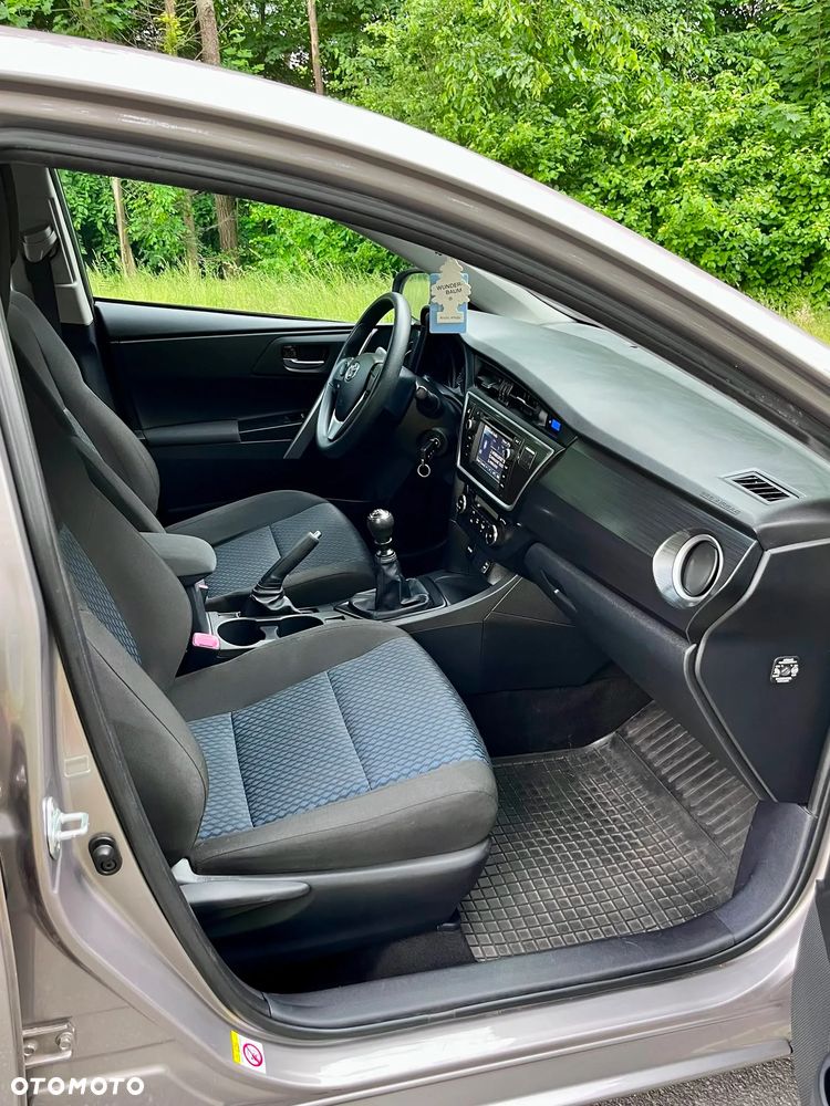 Toyota Auris 1.33 VVT-i Active - 21