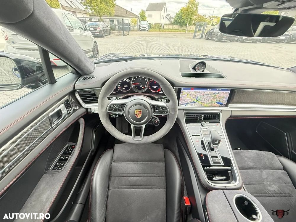 Porsche Panamera GTS - 20