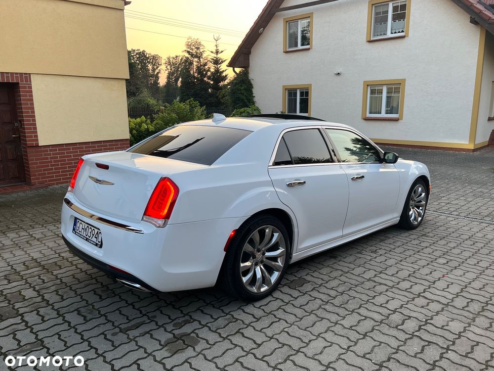 Chrysler 300C - 8