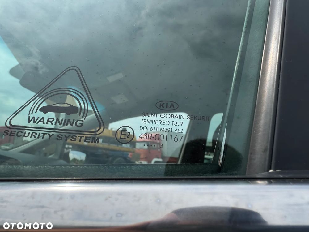 Kia Ceed 1.6 GDI Dream-Team Edition - 29