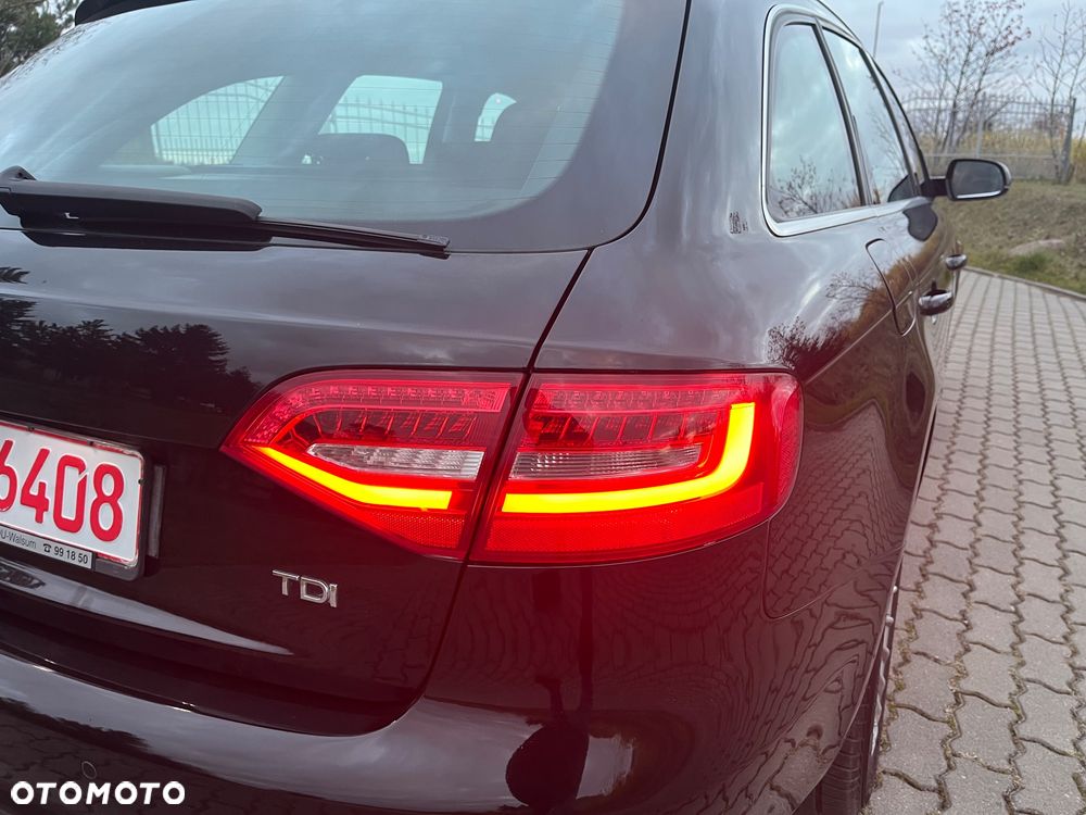 Audi A4 Avant - 9
