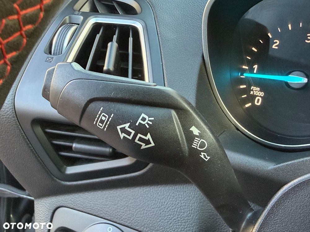 Ford Kuga 2.0 TDCi 4x4 ST-Line - 20