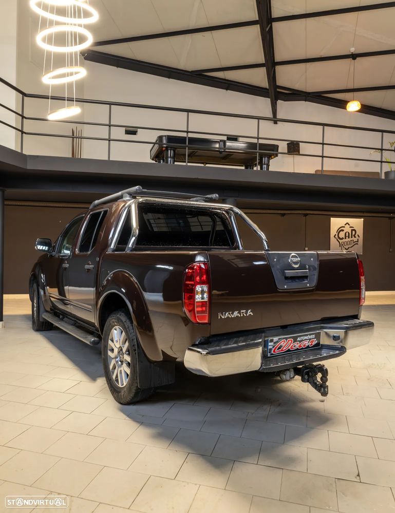 Nissan Navara 3.0 dCi V6 CD LE AT 4WD - 7