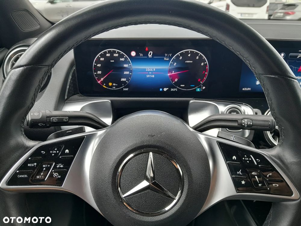 Mercedes-Benz GLB 200 Progressive 7G-DCT - 12