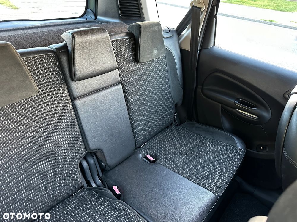 Citroën C3 Picasso HDi 110 FAP Exclusive - 4