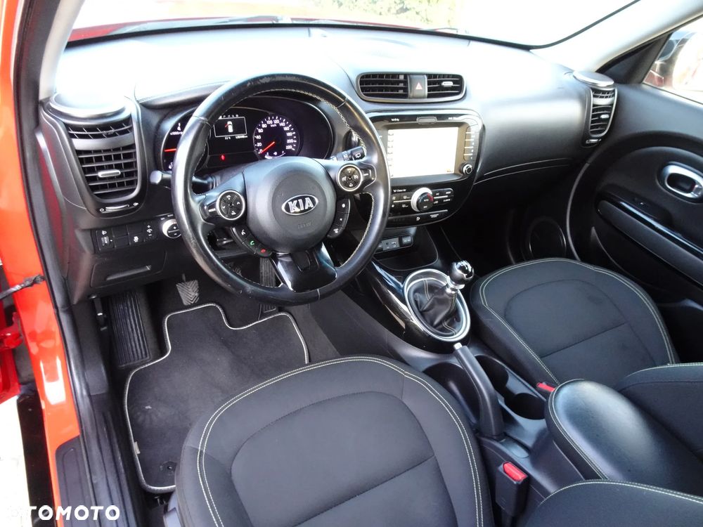 Kia Soul 1.6 CRDI XL - 18