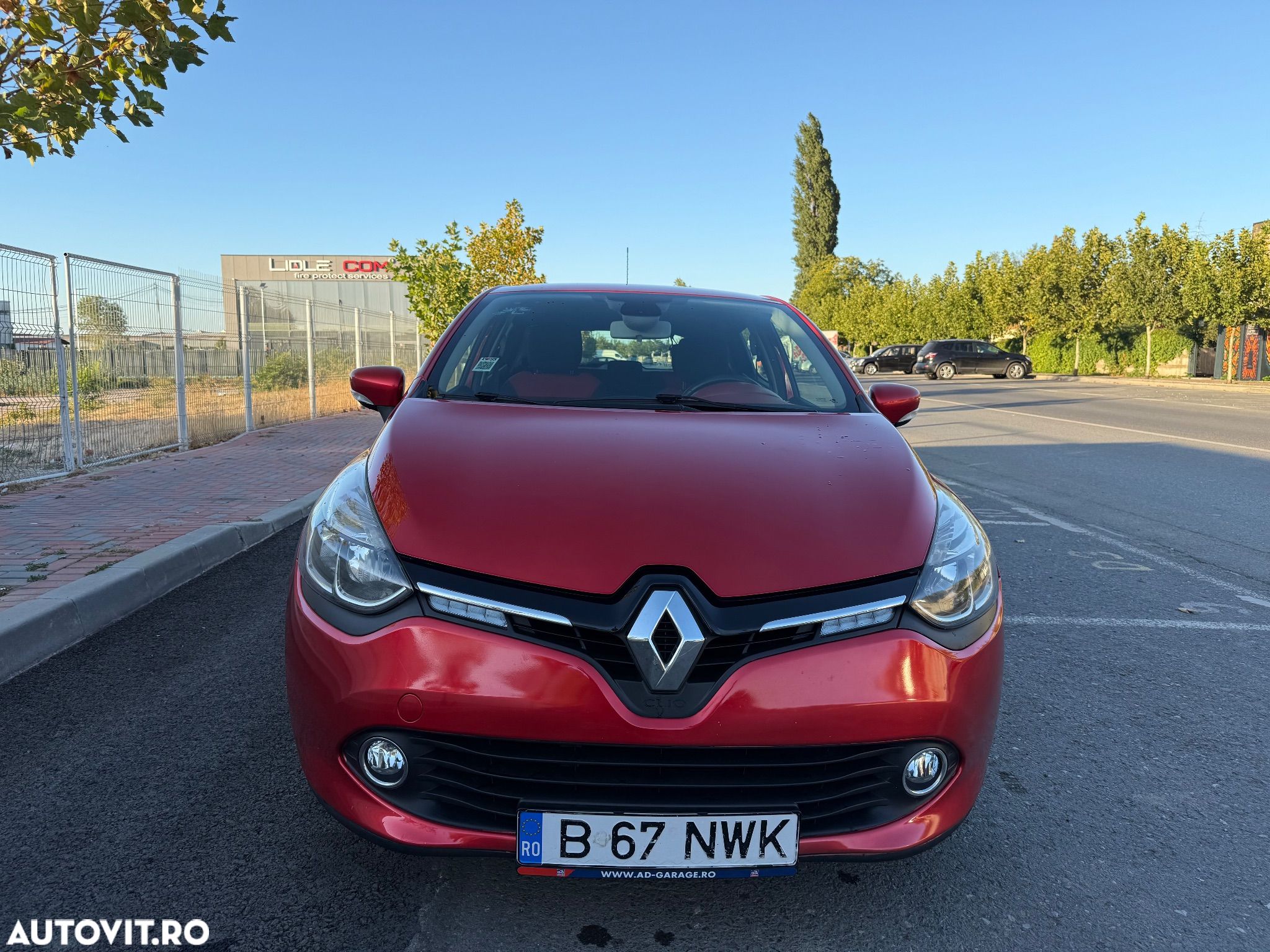 Renault Clio IV 0.9 TCe Authentique - 1